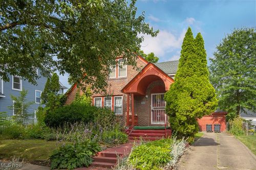 650 S Sunset View Dr, Akron, OH, 44320 | Card Image