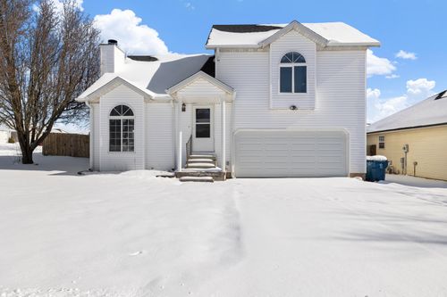 826 S Hickory Ln, Nixa, MO, 65714-7069 | Card Image