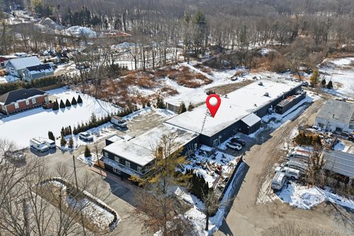 23 Bedford Banksville Rd, Bedford, NY, 10506-2217 | Card Image