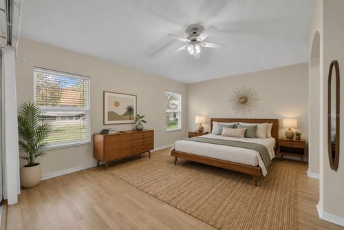21630 Regency Park Ln, LEESBURG, FL, 34748-7567 | Card Image
