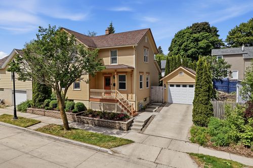 822 N 4th St, Sheboygan, WI, 53081-4104 | Card Image