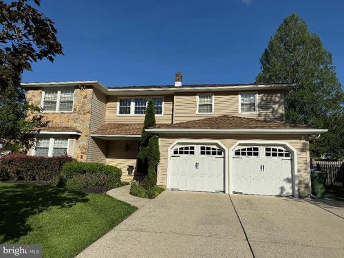 1041 Bobwhite Dr, CHERRY HILL, NJ, 08003-3103 | Card Image