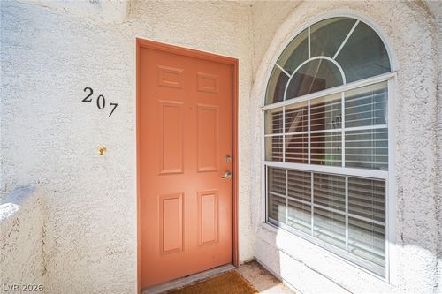 207-1800 Edmond St, Las Vegas, NV, 89146-0330 | Card Image