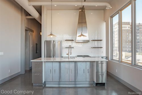 unit-3ab-2987 Franklin St, Detroit, MI, 48207-4485 | Card Image