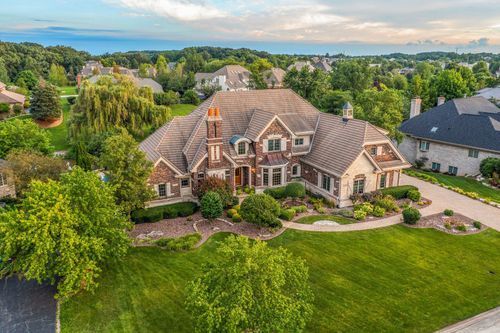 109 Singletree Rd, Orland Park, IL, 60467-7338 | Card Image