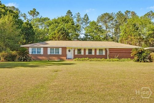 803 E Barnard St, Glennville, GA, 30427-2601 | Card Image