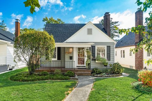 696 Vernon Rd, Columbus, OH, 43209-2462 | Card Image