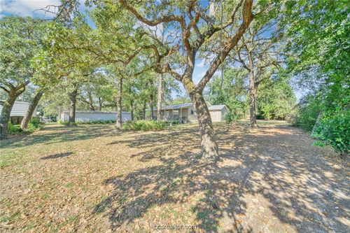 13543 Fm 977 W, Marquez, TX, 77865-4393 | Card Image