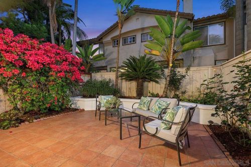 3965 Via Holgura, San Diego, CA, 92130-2177 | Card Image