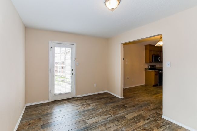 4368 Onyx Dr, House other with 3 bedrooms, 3 bathrooms and null parking in Carrollton TX | Image 5