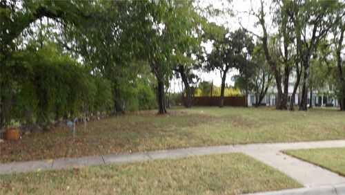 1514 Sullivan Dr, Dallas, TX, 75215-1150 | Card Image