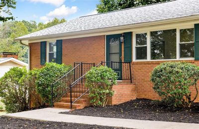 1169 Evergreen Drive, House other with 3 bedrooms, 2 bathrooms and null parking in Winston Salem NC | Image 2