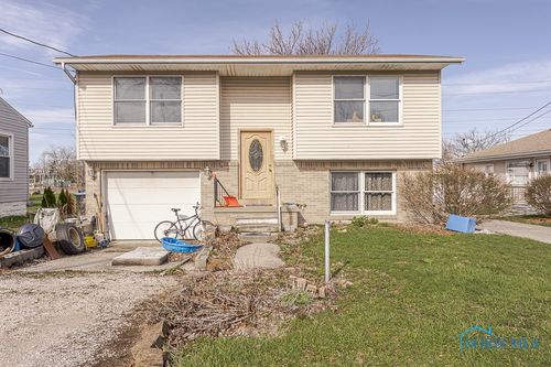 314 Eastwood Ave, Oregon, OH, 43616-2414 | Card Image