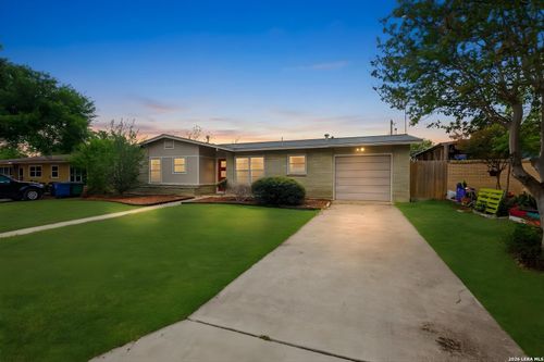 1022 Olney Dr, San Antonio, TX, 78218-4234 | Card Image