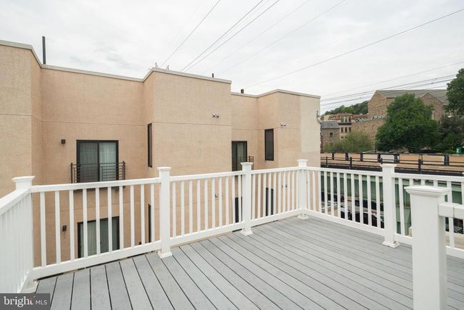110 Roxborough Ave, Townhouse with 3 bedrooms, 2 bathrooms and null parking in PHILADELPHIA PA | Image 18