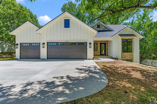 6855 Sw Aylesbury Rd, Topeka, KS, 66610-1441 | Card Image