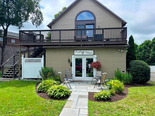 171 Main St, Deep River, CT, 06417-2057 | Card Image