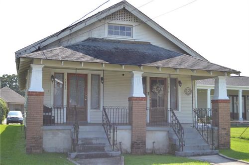 5819 Catina St, New Orleans, LA, 70124-1905 | Card Image