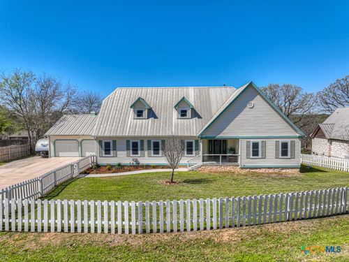 153 Sky Country Dr, New Braunfels, TX, 78132-4141 | Card Image