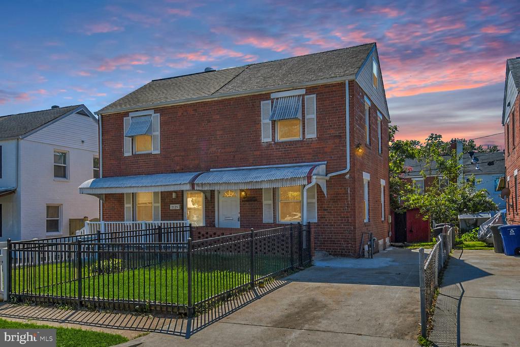 Residential Lease in ARLINGTON