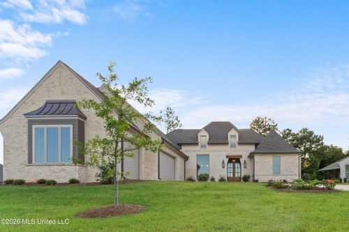 637 Big Valley Loop, Flowood, MS, 39232-1279 | Card Image