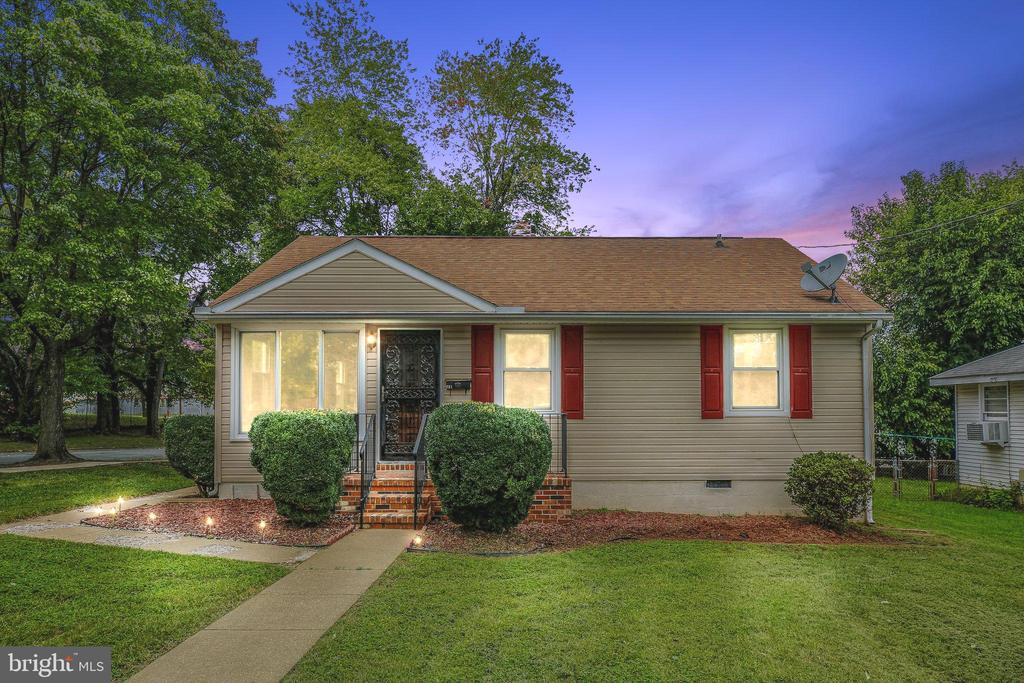Frazier St, Fredericksburg, VA 22401