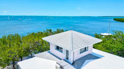 1101 Mastic St, Islamorada, FL, 33036-3655 | Card Image