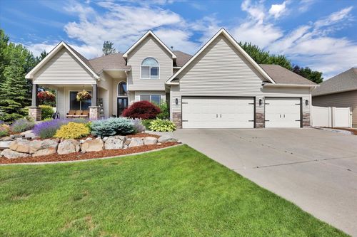 17817 E Galaxy Ct, Greenacres, WA, 99016-7792 | Card Image