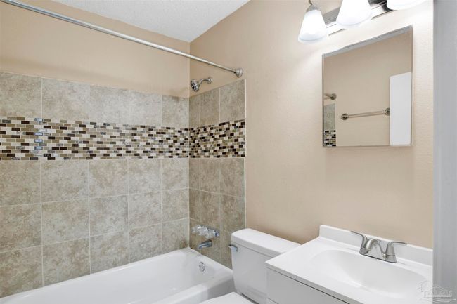 913 Bartow Ave, House other with 4 bedrooms, 2 bathrooms and null parking in PENSACOLA FL | Image 12