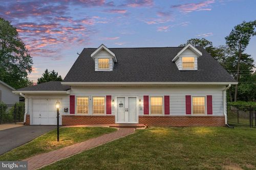 1009 S Ironwood Rd, STERLING, VA, 20164-5112 | Card Image