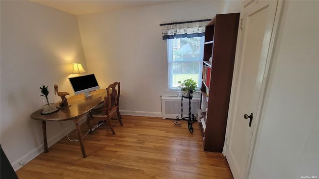 34 Evergreen Ln, House other with 4 bedrooms, 1 bathrooms and null parking in New Hyde Park NY | Image 19