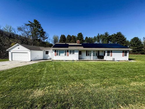 105 Schoolhouse Road, Pownal, VT, 05261 | Card Image