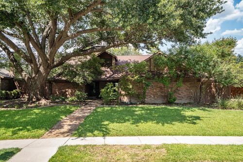 2428 Trellis Ln, Plano, TX, 75075-3528 | Card Image