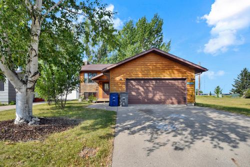 1849 29th Street Cir S, Moorhead, MN, 56560-3916 | Card Image