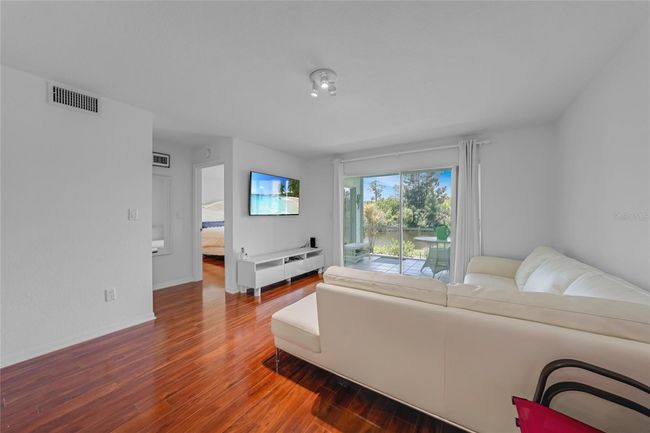APT-2101 - 5725 Greenwood Ave, Condo with 2 bedrooms, 2 bathrooms and null parking in NORTH PORT FL | Image 14