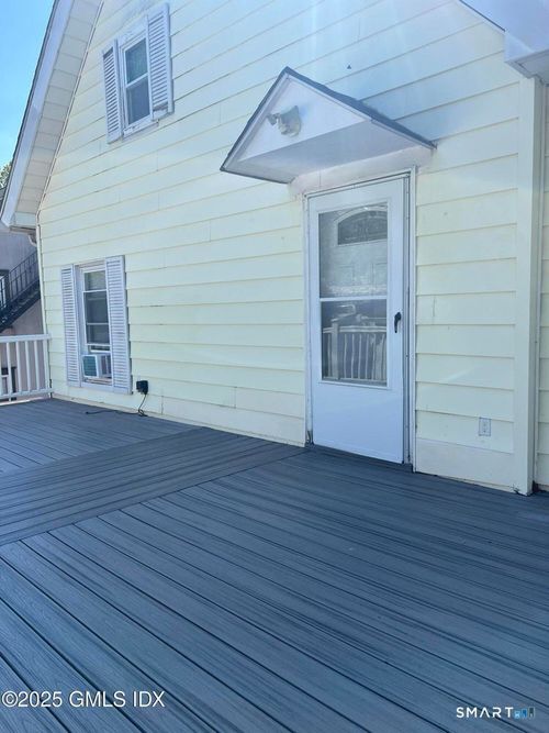 71 Byram Rd, Greenwich, CT, 06830-5859 | Card Image