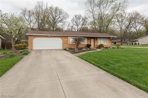 20598 Homestead Park Drive, Strongsville, OH, 44149 | Card Image