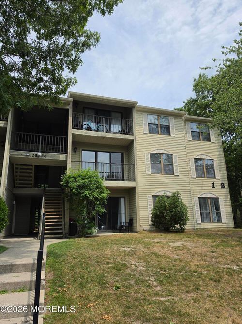 26 Colonial Ct, Galloway, NJ, 08205-3630 | Card Image