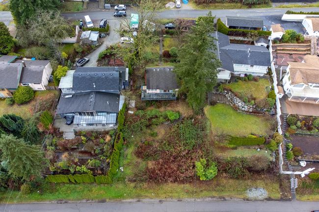 1013 Tuxedo Dr, House other with 4 bedrooms, 2 bathrooms and 3 parking in Port Moody BC | Image 21