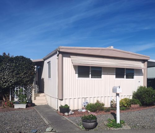 32-2208 Royal Dr, Fortuna, CA, 95540-3417 | Card Image