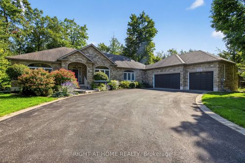 1205 Seadon Rd, Springwater, ON, L9X1V5 | Card Image
