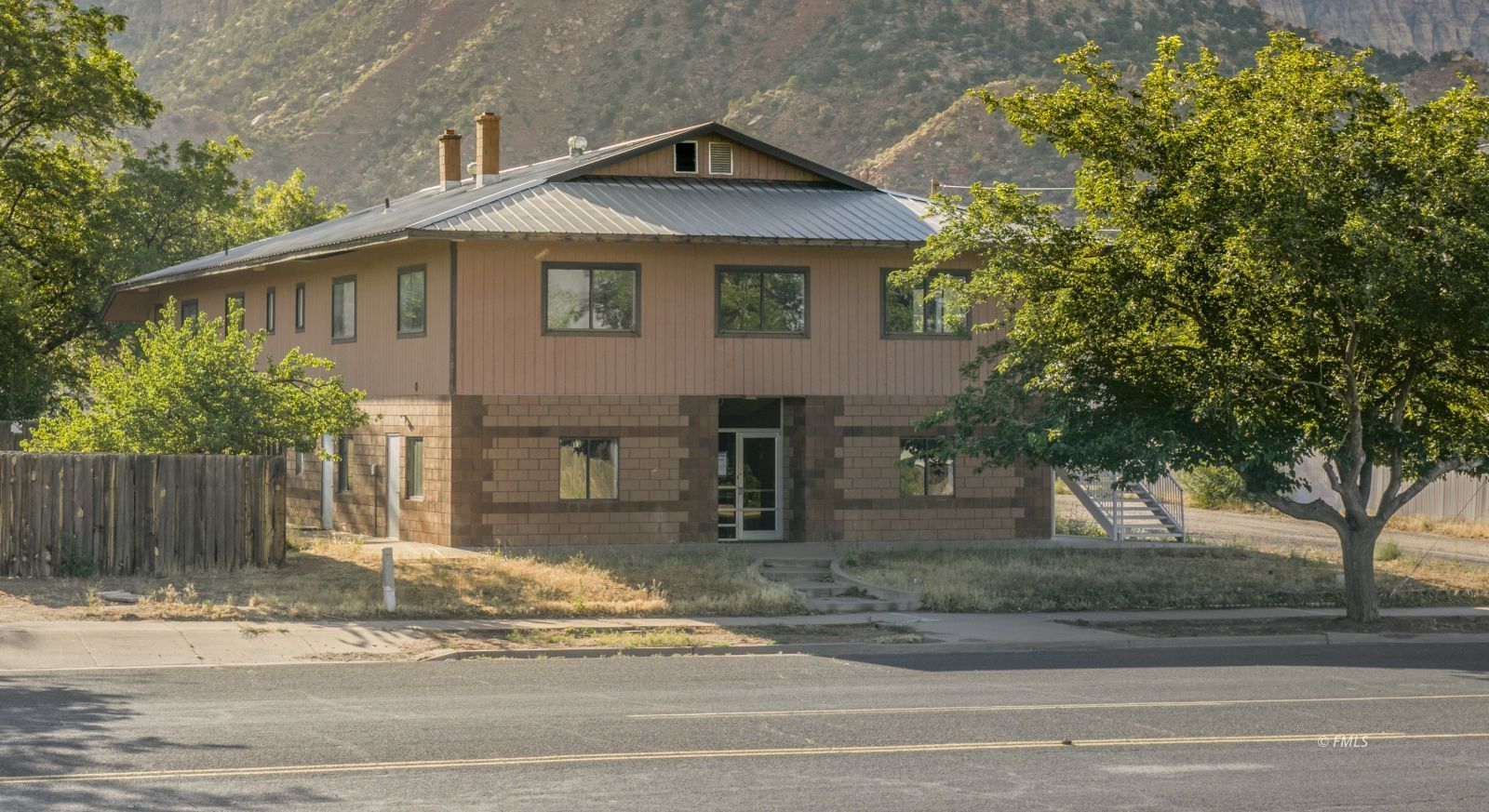 Commercial Sale in Colorado City
