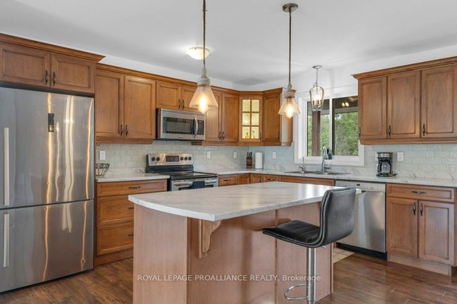 1554 Shannon Rd, House other with 3 bedrooms, 3 bathrooms and 6 parking in Plainfield ON | Image 9