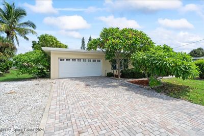 101 E Arlington Street, House other with 3 bedrooms, 2 bathrooms and null parking in Satellite Beach FL | Image 2