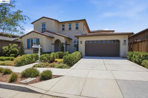 3058 Wilkins Ln, Tracy, CA, 95377-8632 | Card Image