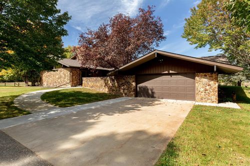 13222 176th St, Wadena, MN, 56482-3085 | Card Image