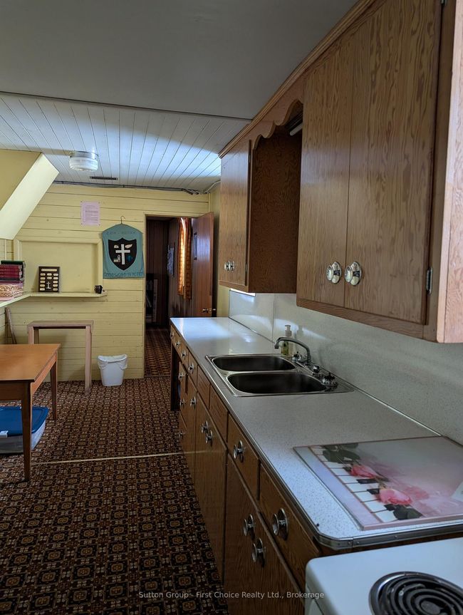 4994 Perth Rd 135, Home with 0 bedrooms, 1 bathrooms and 6 parking in Rostock ON | Image 6