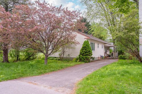 167 Mafeking Ave, Ottawa, ON, K1K2V4 | Card Image