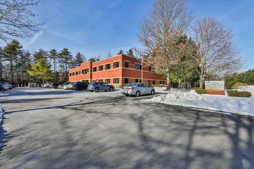 7 Wall St, Windham, NH, 03087-1663 | Card Image