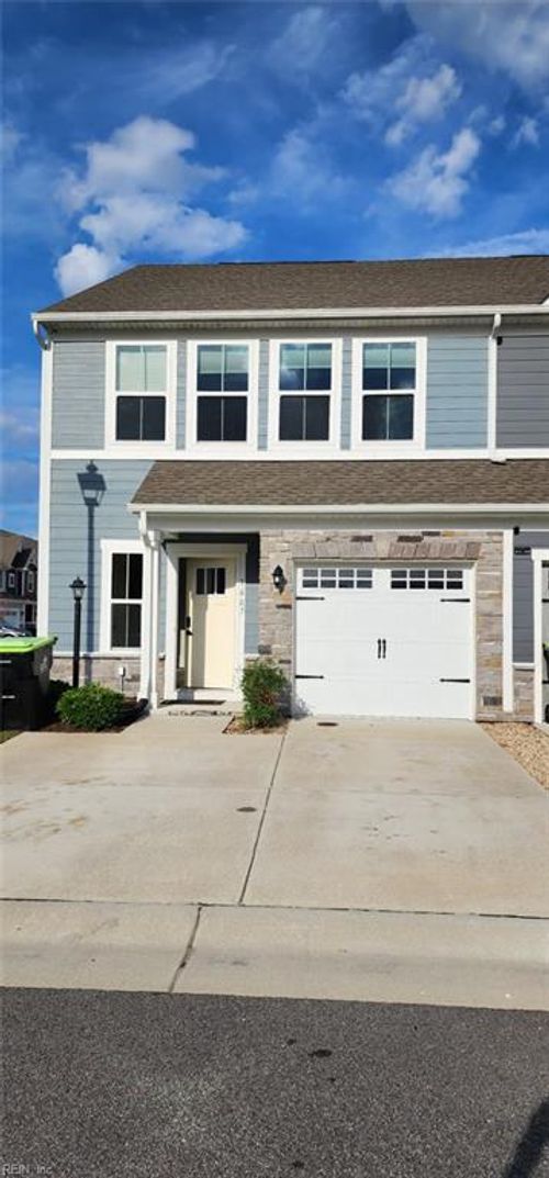 1607 Songbird Ln, Chesapeake, VA, 23323-2943 | Card Image